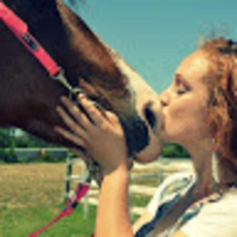 Meet your Posher, Victoria